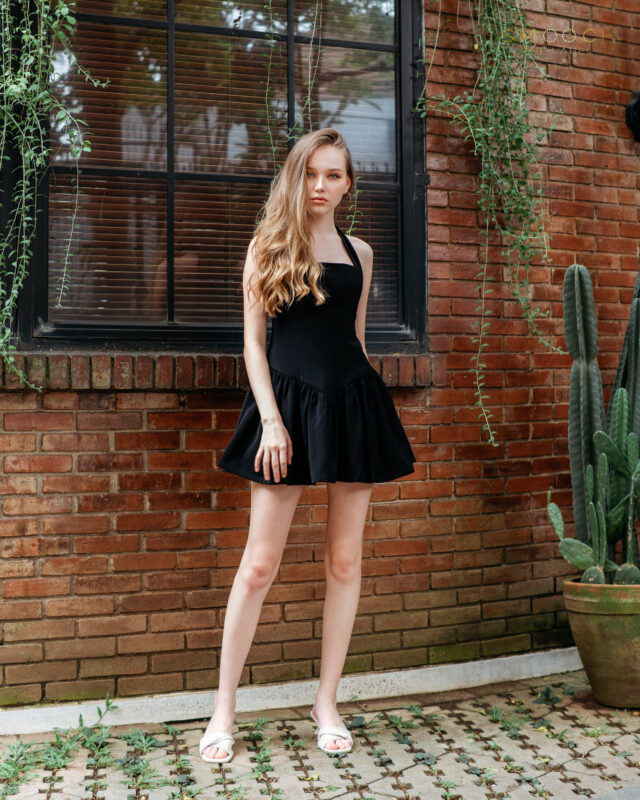 Mini dress wanita elegan untuk berbagai acara